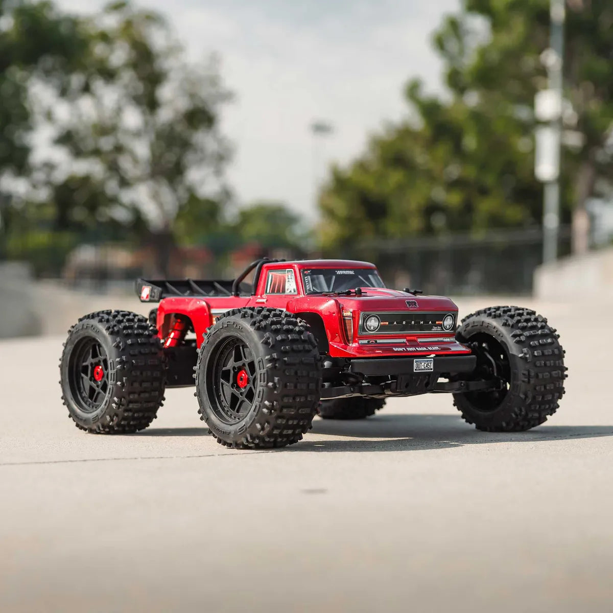 ARRMA Outcast 4X4 4S BLX